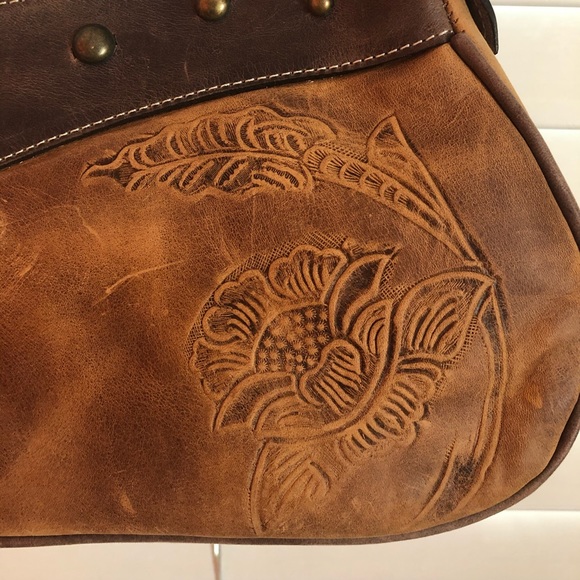 Handmade Leather Shoulder bag - Picture 2 of 4